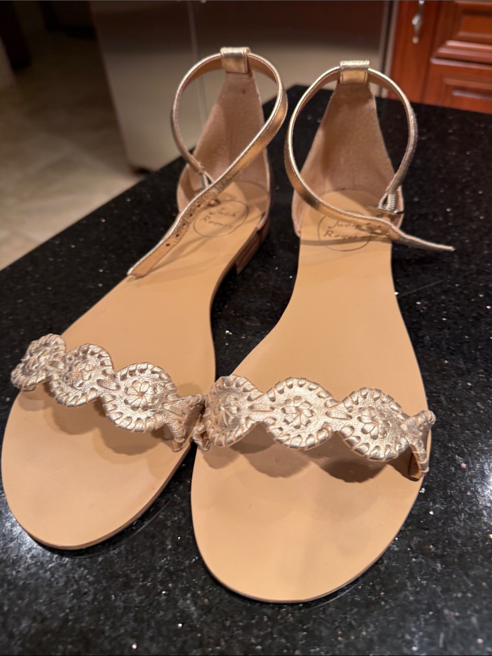 Jack Rodgers Daphne Gold Medallion Sandals Size 10